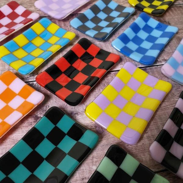 Handmade Glass Tray – Chequered Fused Glass Trinket Dish by David Perry Glass & Ceramics (12x7cm-chequered-dual-coloured-small-tray-bullseye-collection)