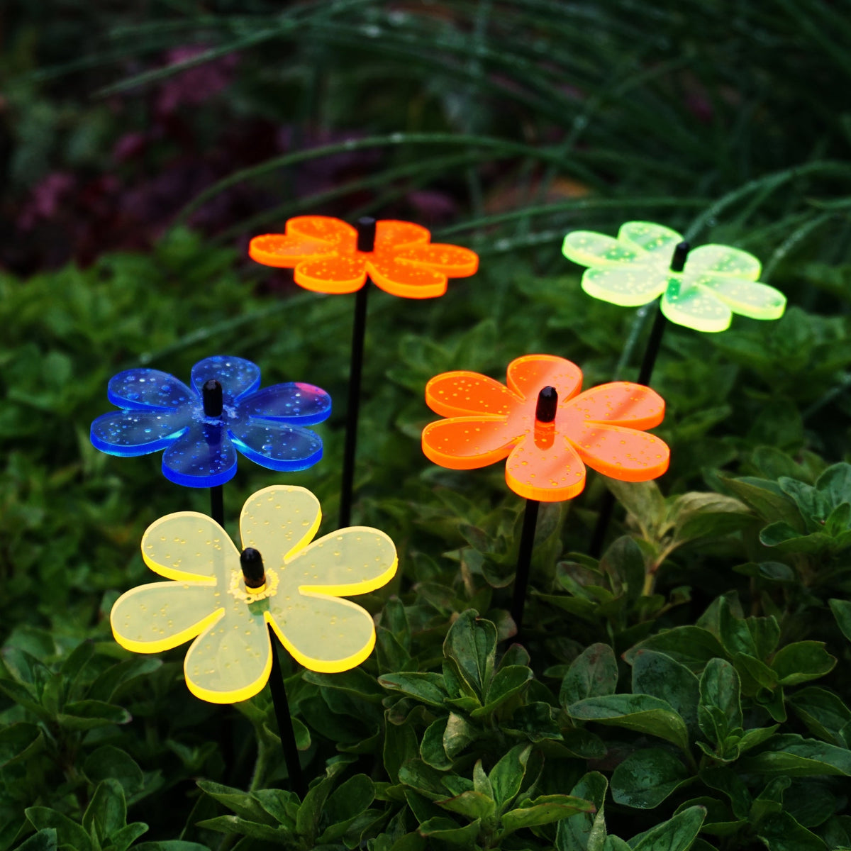 Small Garden Décor Ornaments Set of 5 Daisy
