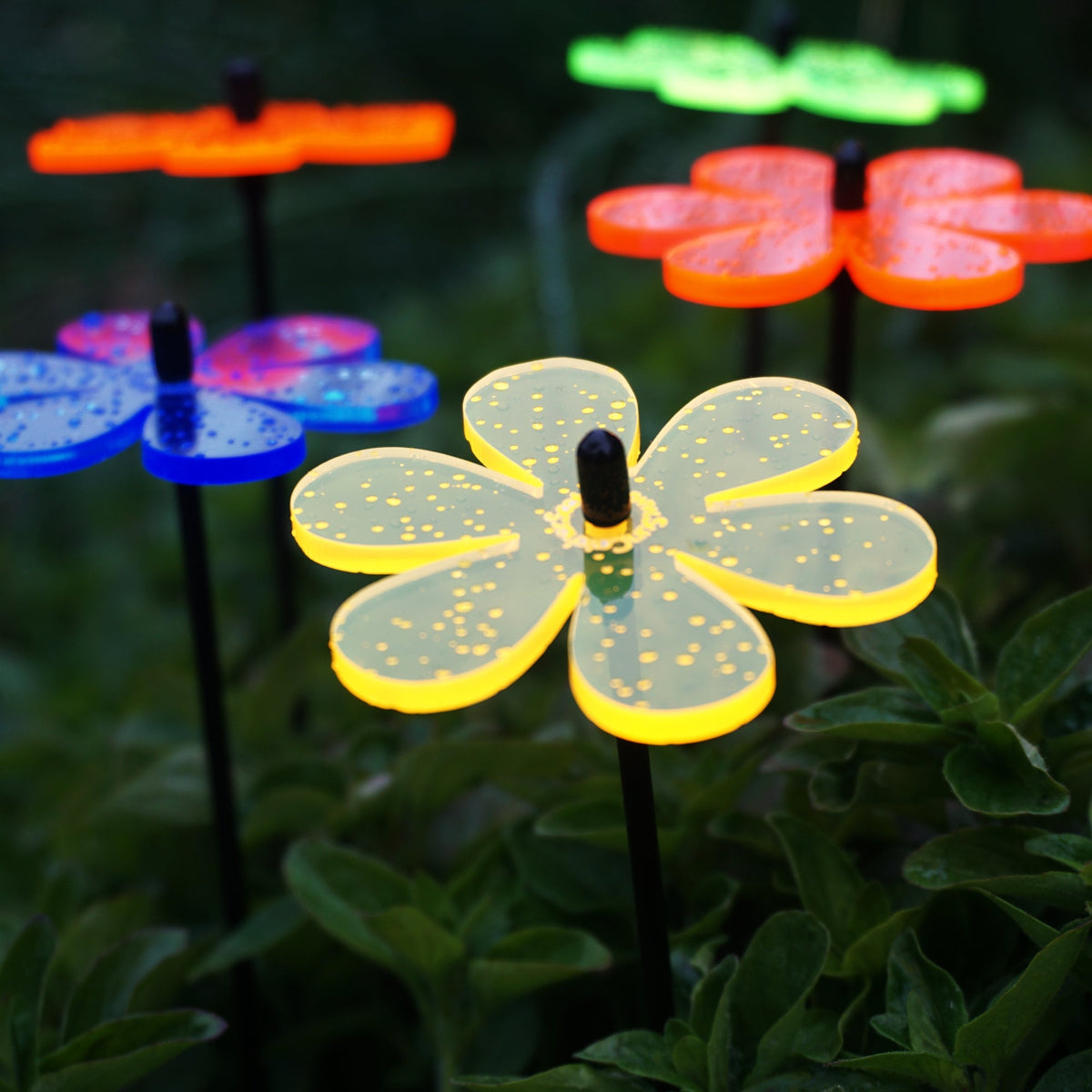 Small Garden Décor Ornaments Set of 5 Daisy