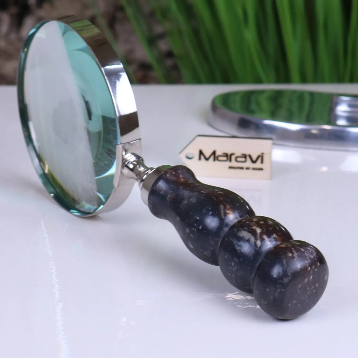 Gora Reading Magnifying Glass 10cm Soapstone Handle