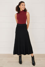 Yumi Black Knitted Midi Skirt With Pockets