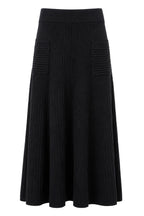 Yumi Black Knitted Midi Skirt With Pockets