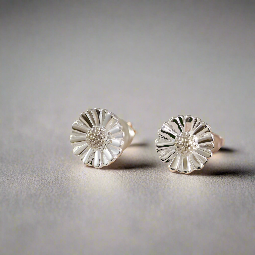 - Daisy Silver Stud Earrings